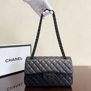 Chanel Classic Flap Medium